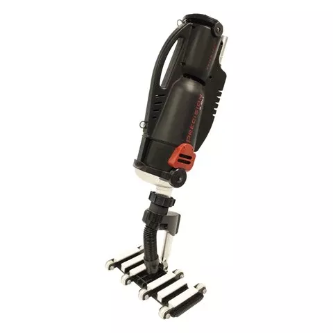 BATTERY POWERED POOL VACUUM