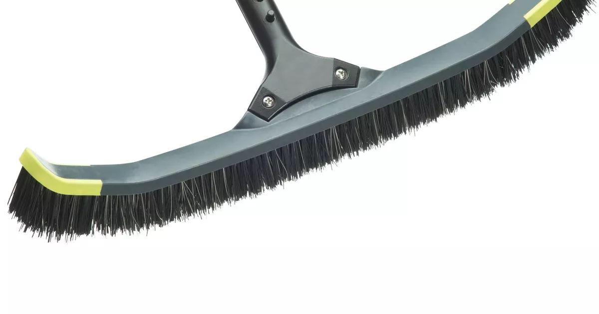 Ocean Blue Tsunami 22″ Mixed Nylon/Stainless Steel Bristle Brush | 140073