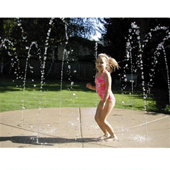SR Smith Wetdek Backyard Splash Pad – 9 Nozzles Standalone